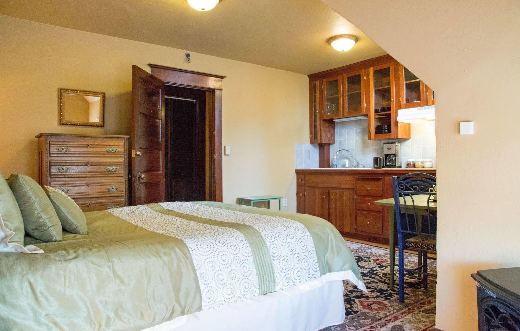 Greenbriar Inn Coeur d'Alene Exteriör bild